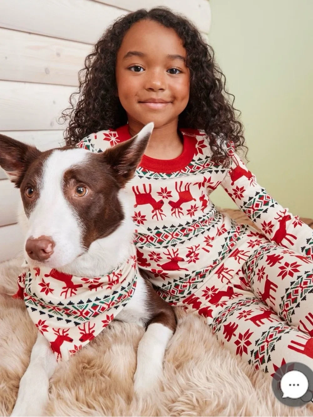 NWT Hanna Andersson Kids Red and Cream Reindeer Holiday Pajama Set
